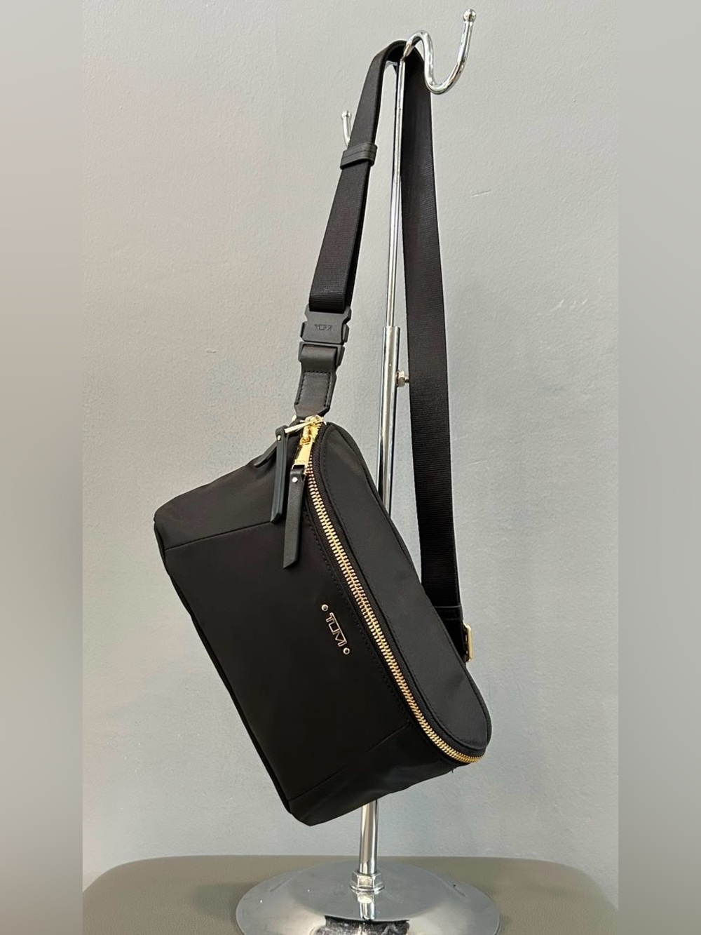 NWT TUMI Voyageur Arden Crossbody/Sling Black Gold Accent Hardware